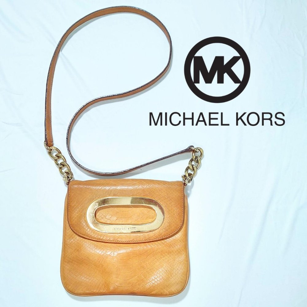 *SOLD* Michael Kors Vintage Leather crossbody